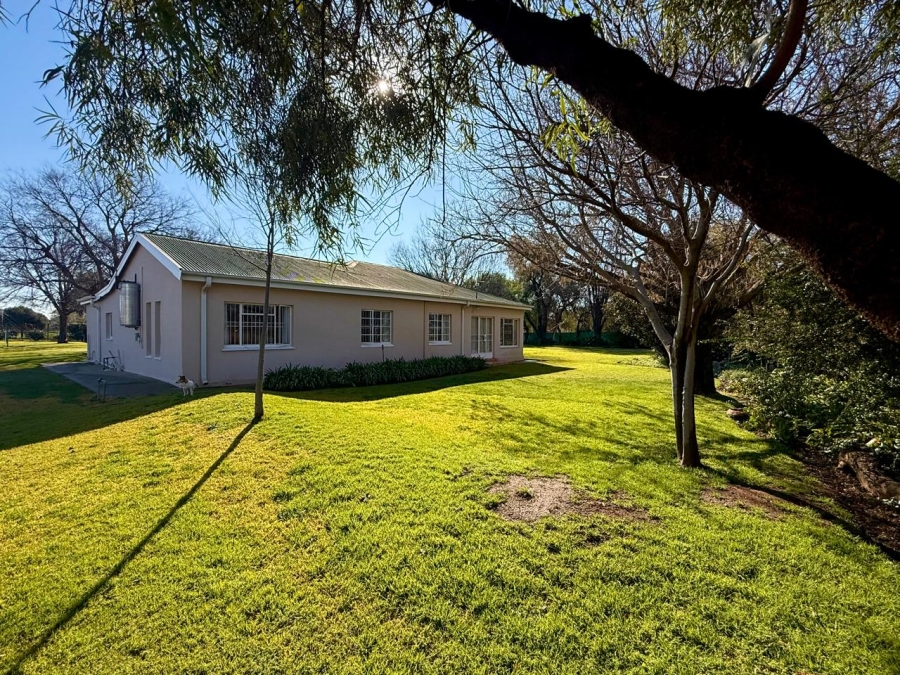 4 Bedroom Property for Sale in Bainsvlei Free State